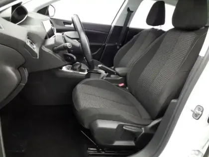 Photo 8 Peugeot 308  BlueHDi 130ch S&S BVM6