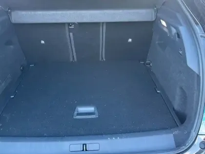 Photo 16 Peugeot 3008  Electrique 210 ch 73 kWh