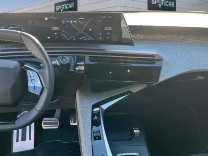 Photo 18 Peugeot 3008  Electrique 210 ch 73 kWh