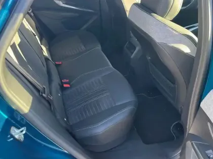 Photo 12 Peugeot 3008  Electrique 210 ch 73 kWh