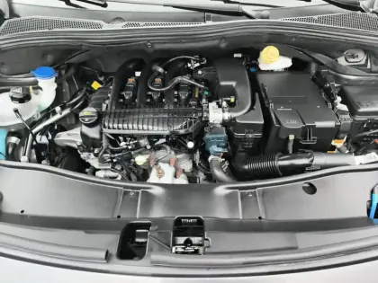 Photo 22 Peugeot 2008  PureTech 82ch S&S BVM5