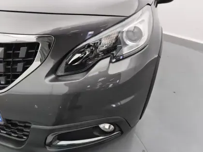 Photo 19 Peugeot 2008  PureTech 82ch S&S BVM5