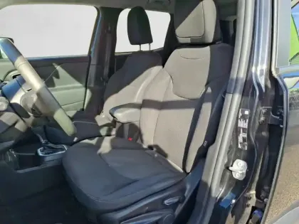 Photo 8 Jeep Renegade  1.3 Turbo T4 190 ch PHEV AT6 4xe eAWD