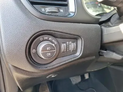 Photo 11 Jeep Renegade  1.3 Turbo T4 190 ch PHEV AT6 4xe eAWD