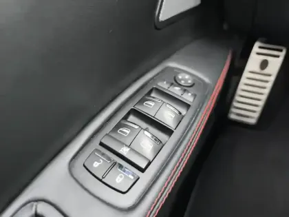 Photo 15 Maserati Quattroporte  V6 3.0 Bi-Turbo 410 S Q4