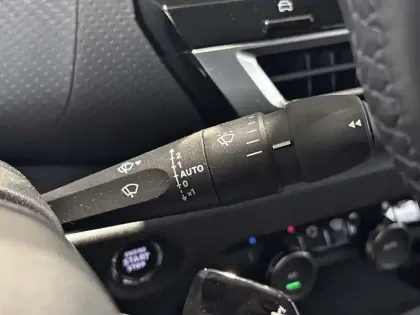 Photo 18 Citroën C4  Hybride 145 e-DCS6