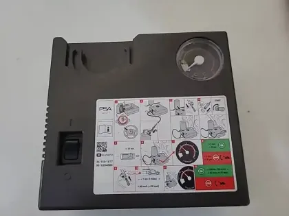 Photo 17 Peugeot 208  PureTech 75 S&S BVM5