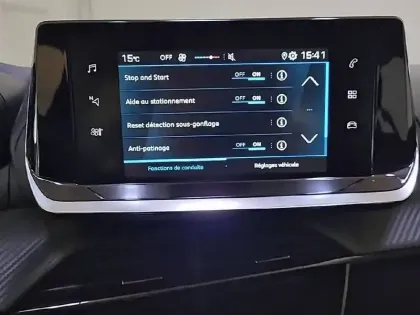 Photo 50 Peugeot 208  PureTech 75 S&S BVM5