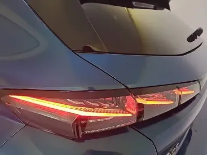 Photo 34 Peugeot 308  PureTech 130ch S&S EAT8