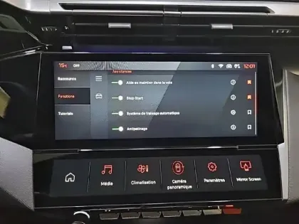 Photo 39 Peugeot 308  PureTech 130ch S&S EAT8