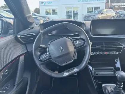 Photo 8 Peugeot 208  PureTech 100 S&S BVM6