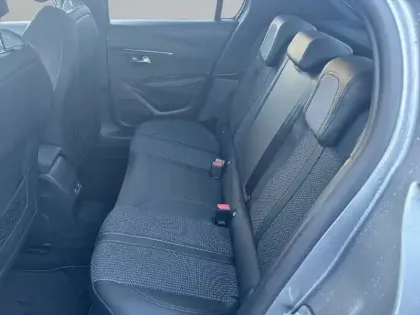 Photo 11 Peugeot 208  PureTech 100 S&S BVM6