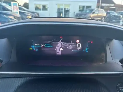 Photo 9 Peugeot 208  PureTech 100 S&S BVM6