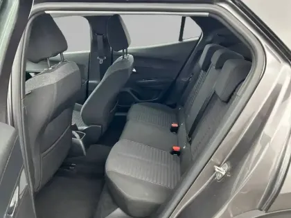 Photo 37 Peugeot 2008  PureTech 100 S&S BVM6