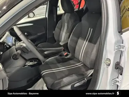 Photo 8 Opel Corsa  1.2 Turbo Hybrid 110 ch e-DCT6