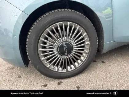 Photo 10 Fiat 500  3+1 e 118 ch