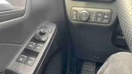 Photo 13 Ford Kuga  2.5 Duratec 225 ch PHEV Powershift