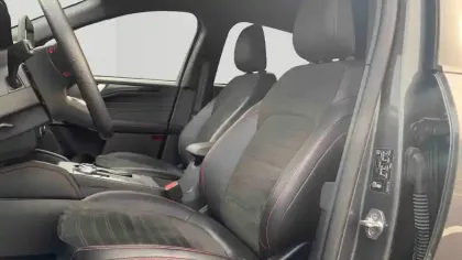 Photo 11 Ford Kuga  2.5 Duratec 225 ch PHEV Powershift