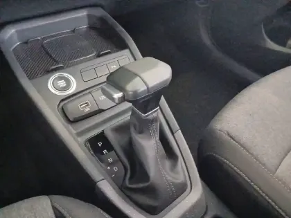 Photo 19 Kia Stonic  1.0 T-GDi 115 ch MHEV DCT7