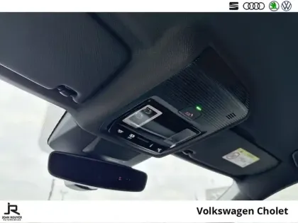 Photo 28 Volkswagen T-roc  1.5 eTSI EVO2 Hybrid 150 ch DSG7