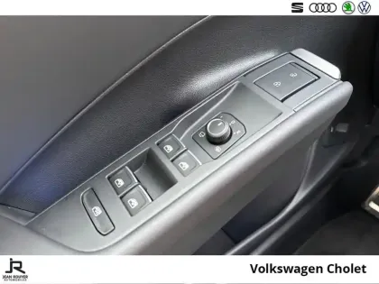 Photo 30 Volkswagen T-roc  1.5 eTSI EVO2 Hybrid 150 ch DSG7