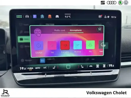 Photo 27 Volkswagen T-roc  1.5 eTSI EVO2 Hybrid 150 ch DSG7