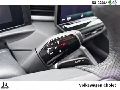 Photo 11 Volkswagen T-roc  1.5 eTSI EVO2 Hybrid 150 ch DSG7