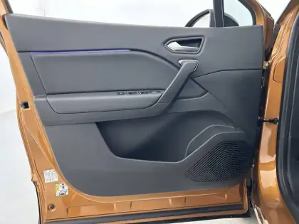 Photo 19 Renault Captur  E-Tech 145 - 21