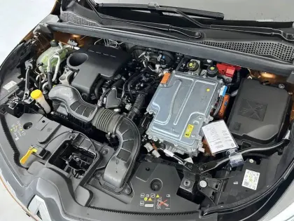 Photo 30 Renault Captur  E-Tech 145 - 21