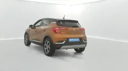 Photo 11 Renault Captur  E-Tech 145 - 21