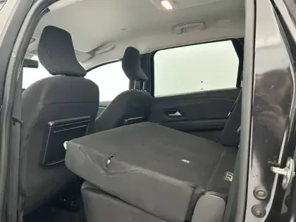 Photo 34 Dacia Jogger  Hybrid 140 7 places GSR2