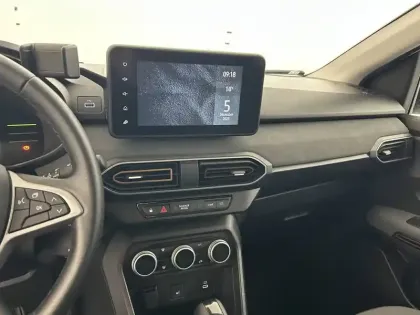 Photo 20 Dacia Jogger  Hybrid 140 7 places GSR2