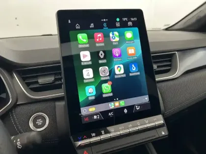 Photo 39 Renault Captur  E-Tech full hybrid 145 ch