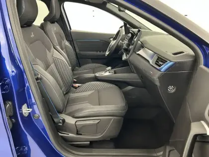 Photo 27 Renault Captur  E-Tech full hybrid 145 ch