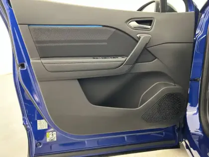 Photo 53 Renault Captur  E-Tech full hybrid 145 ch