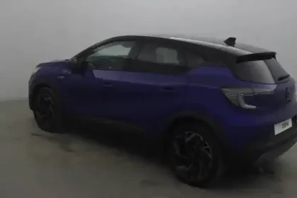 Photo 1 Renault Captur  E-Tech full hybrid 145 ch