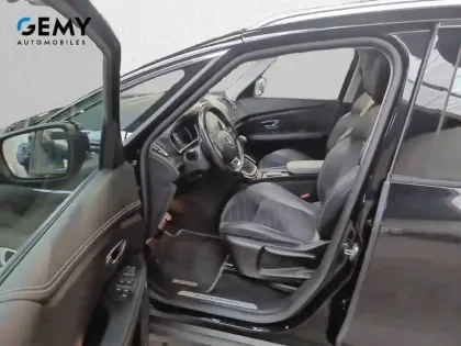 Photo 8 Renault Grand Scenic  TCe 160 FAP EDC - 21