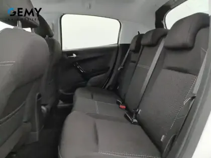 Photo 9 Peugeot 208 Gén. I Ph2 Tech Edition 5