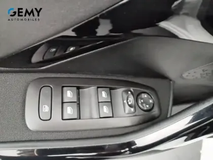 Photo 11 Peugeot 208 Gén. I Ph2 Tech Edition 5