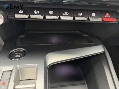 Photo 14 Peugeot 308  PureTech 130ch S&S EAT8