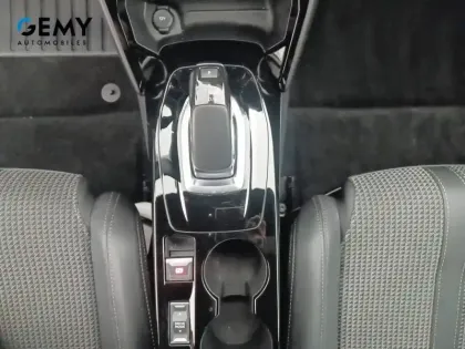 Photo 13 Peugeot 208  Electrique 50 kWh 136ch