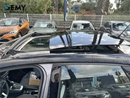 Photo 14 Renault Captur  TCe 140 EDC - 21