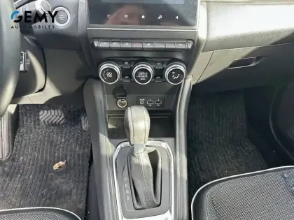 Photo 13 Renault Captur  TCe 140 EDC - 21