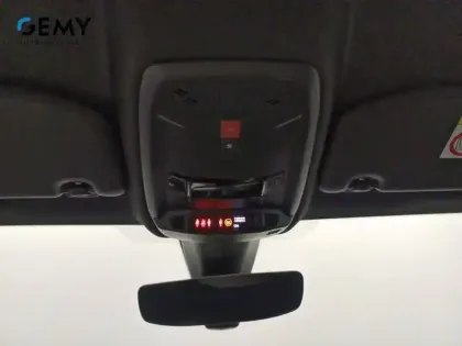 Photo 14 Peugeot 208  Electrique 50 kWh 136ch