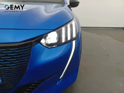 Photo 19 Peugeot 208  Electrique 50 kWh 136ch