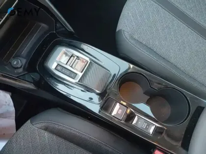 Photo 17 Peugeot 208  Hybrid 100 e-DCS6