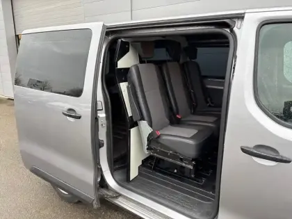 Photo 31 Toyota Proace  DOUBLE CABINE VITRE MEDIUM 2.0L 180 D-4D BVA8