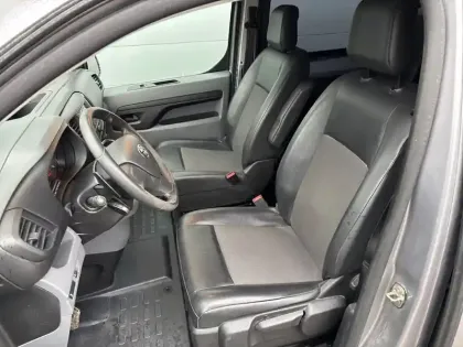 Photo 9 Toyota Proace  DOUBLE CABINE VITRE MEDIUM 2.0L 180 D-4D BVA8