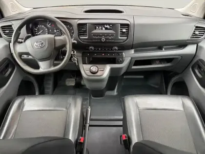 Photo 16 Toyota Proace  DOUBLE CABINE VITRE MEDIUM 2.0L 180 D-4D BVA8