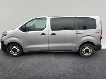 Photo 1 Toyota Proace  DOUBLE CABINE VITRE MEDIUM 2.0L 180 D-4D BVA8